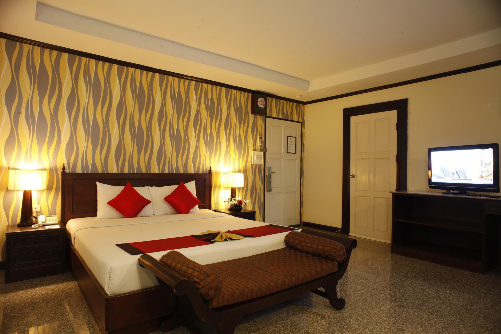 Royal Peninsula Hotel Chiangmai Chiang Mai Exterior foto
