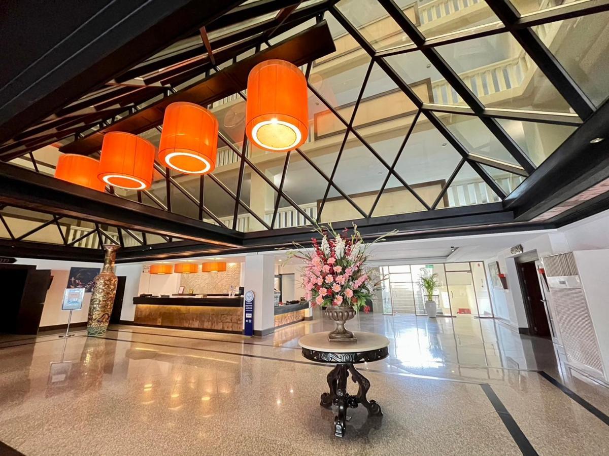Royal Peninsula Hotel Chiangmai Chiang Mai Exterior foto