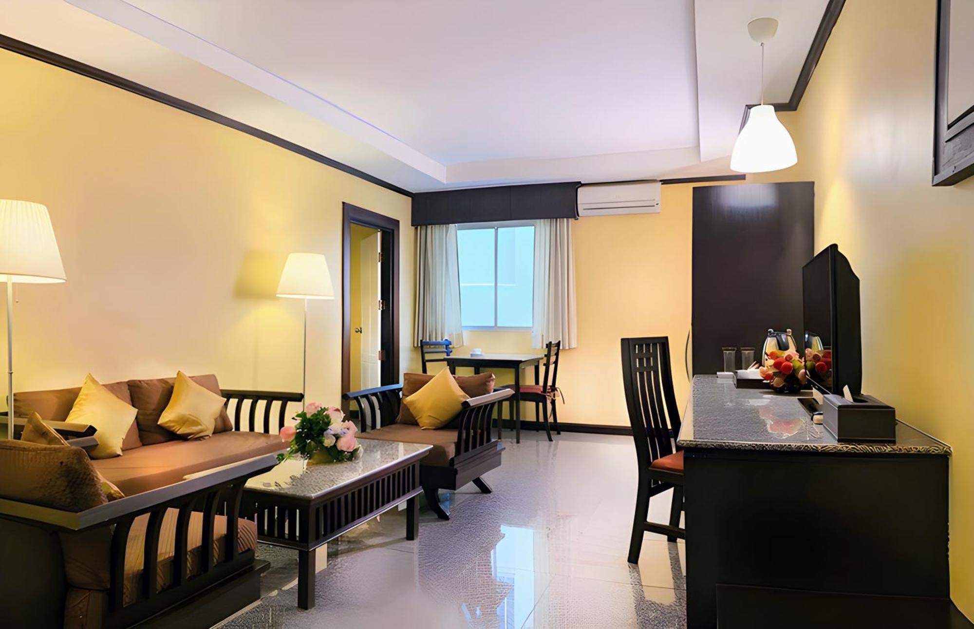 Royal Peninsula Hotel Chiangmai Chiang Mai Exterior foto