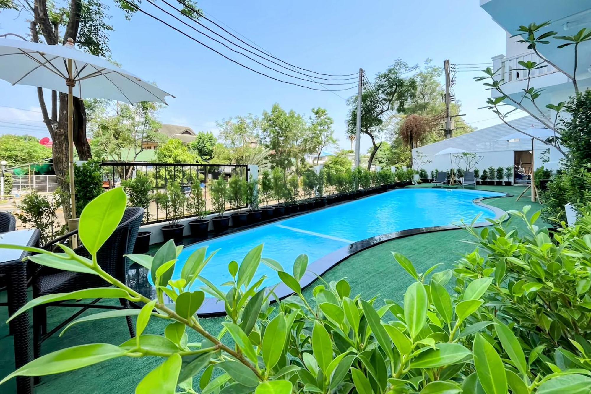 Royal Peninsula Hotel Chiangmai Chiang Mai Exterior foto